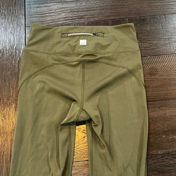 Vuori Leggings - Picture 2 of 7